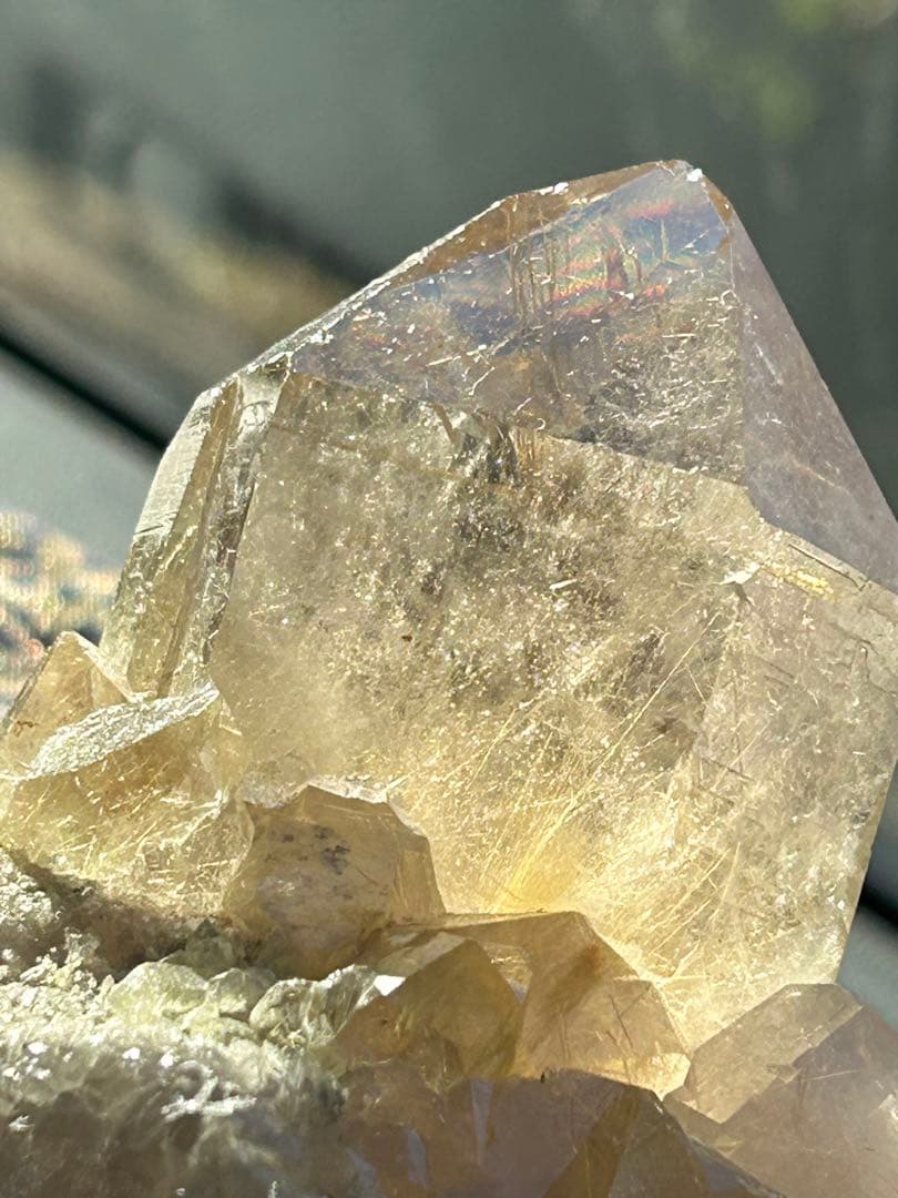 ルチレイテッドクォーツ原石AAAAA天然石母岩付　最高品質‼️大特価SALE