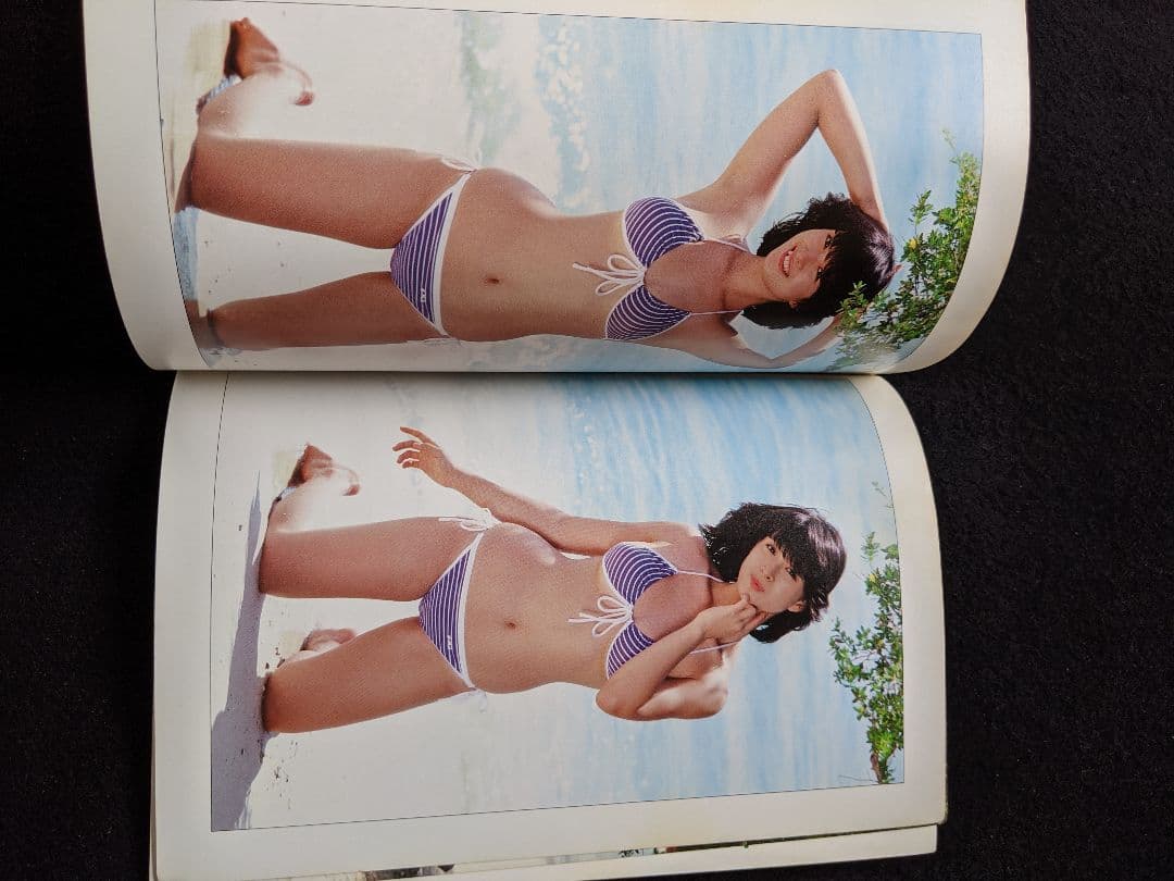 河合奈保子　写真集　NAOKO IN BANGKOK　アイドル　水着　初版本