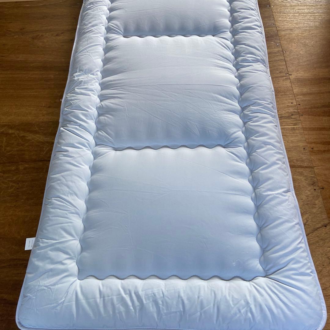 Le Rose 新品　未使用　敷布団　シングル　3枚