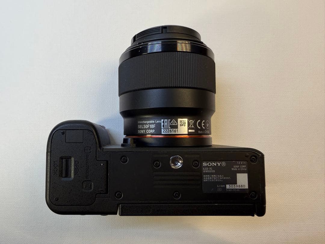 Sony α7C ミラーレス一眼＋単焦点レンズ