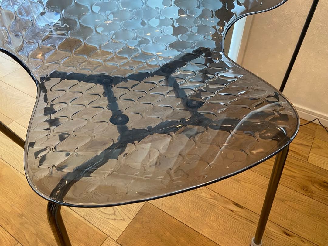 引き取り限定！カリガリス　サントロペ　チェア　スモークグレー　2脚セット