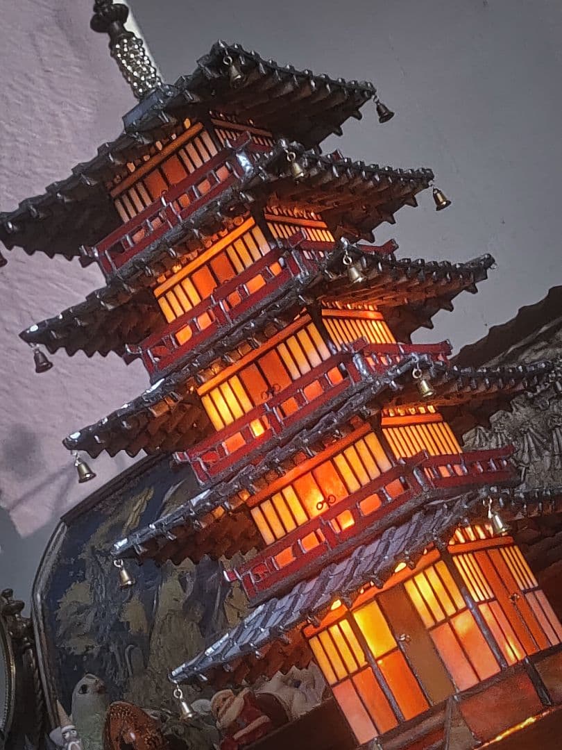 【圧巻 ☆ 世界唯一・一級品】ステンドグラス五重塔　美術工芸品　ビンテージランプ