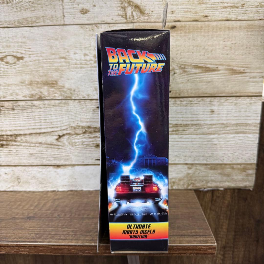 バック・トゥ・ザ・フューチャー マーティ・マクフライ フィギュア