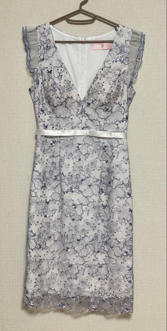 【最終価格】エルケイ (ERUKEI) 花柄レースフリル袖　ドレス