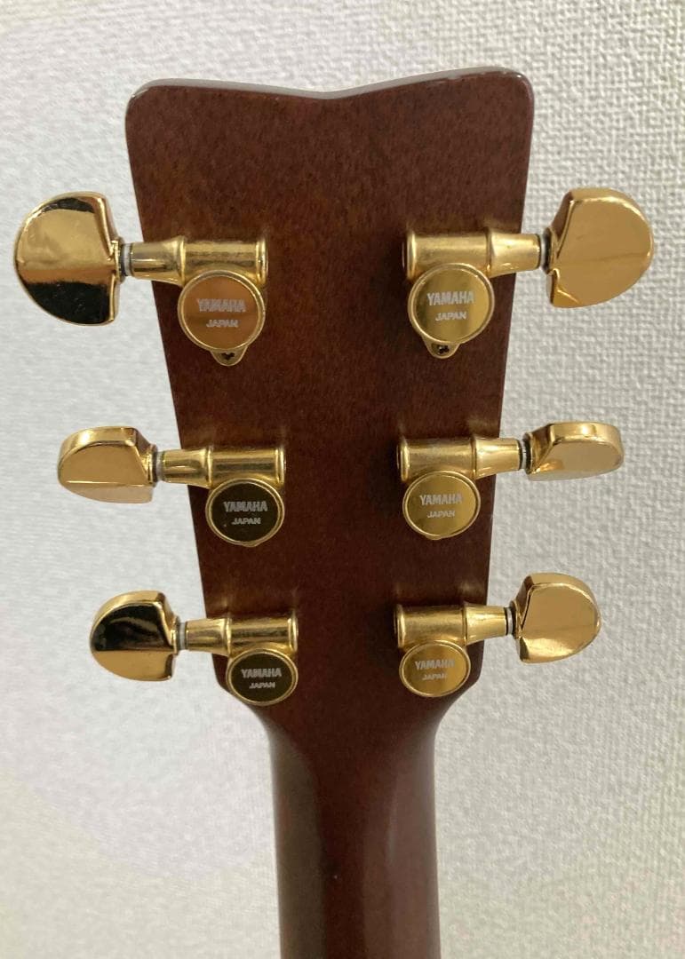 み*ん様 Yamaha LL-33J　ハードケース付　エレアコジャンク品