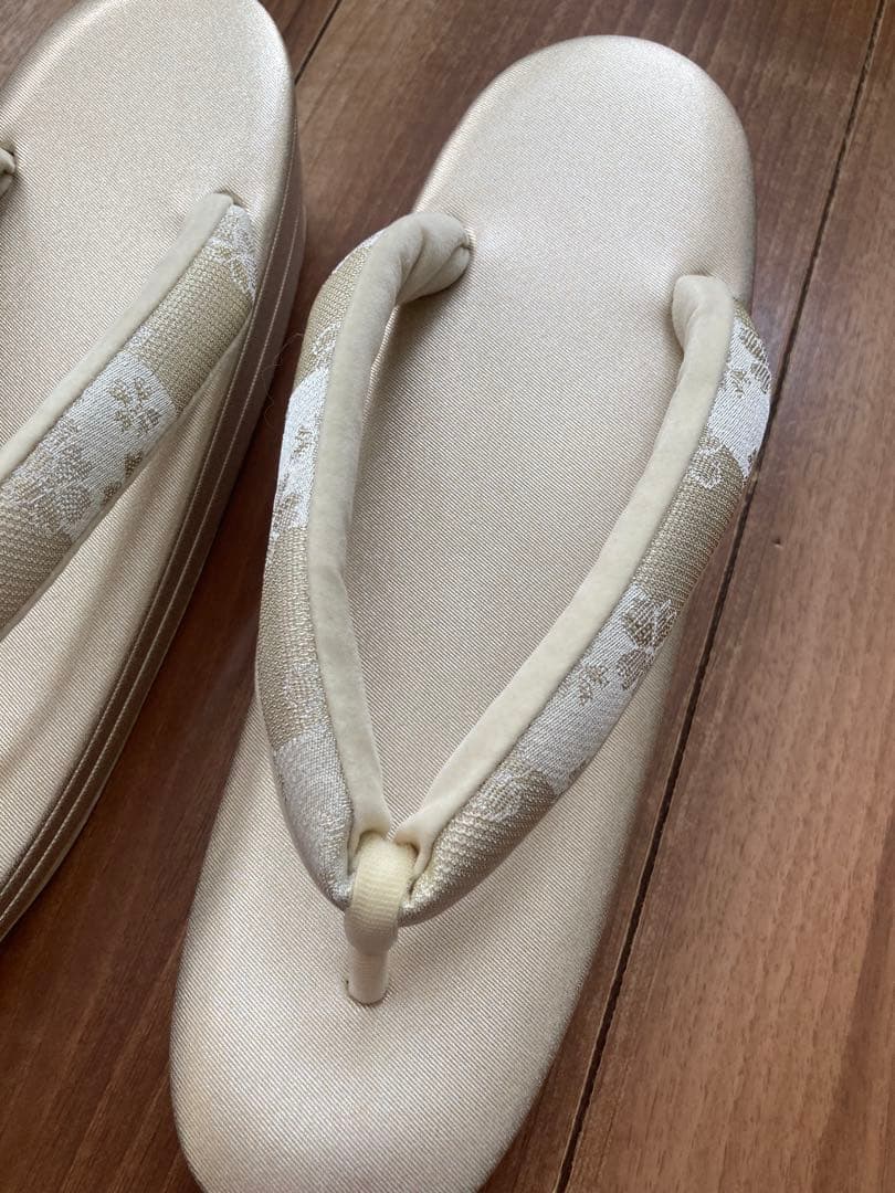 【超美品】【早い者勝ち】和装用バッグと草履セット アイボリー