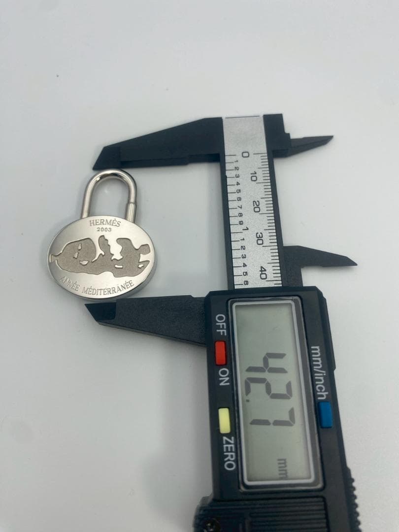 エルメス 2003 地中海 モチーフ シルバー カデナ 箱付