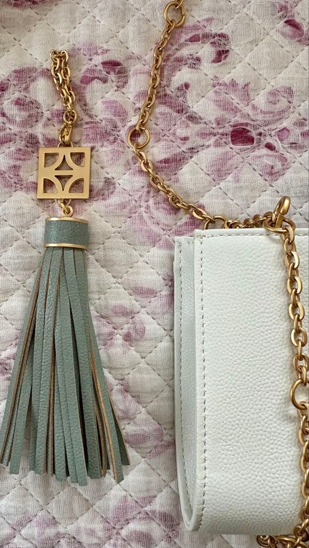 FUMIKODA フミコダ　クラッチバッグ　バッグ部分　タッセル　チャーム付き