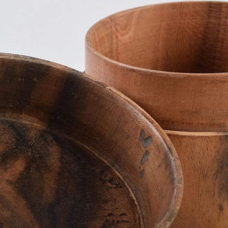 茶道具　天然木　黒柿製　無垢彫　綺麗な木目の棗　V　9054