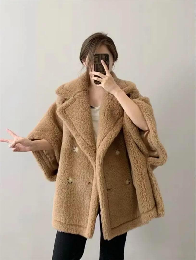 新品未使用 ベアテーラードポンチョアルパカ素材 ミルクティーベージュ