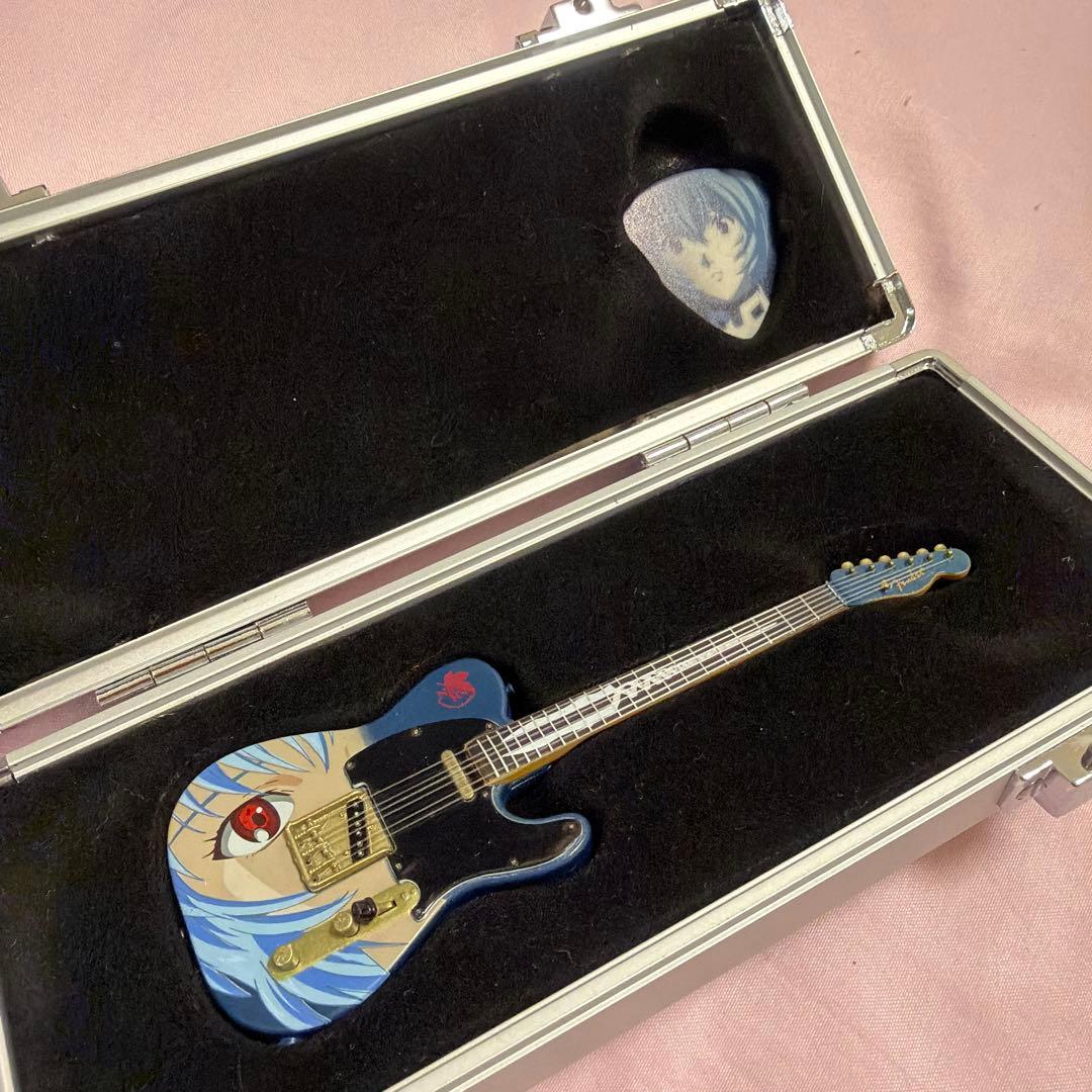 【未使用品】F-TOYS 綾波レイ 1/8 ギターセット（タイプ01・02）