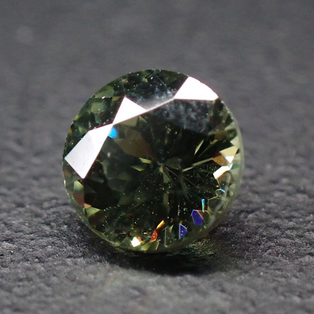 【マダガスカル/アンバンジャ産】デマントイドガーネット