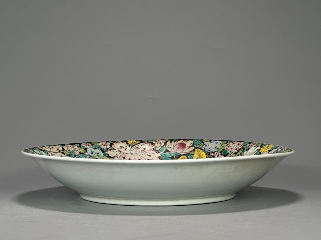 中国美術　景徳鎮製　粉彩百花不落地大盤　粉彩皿　時代　唐物