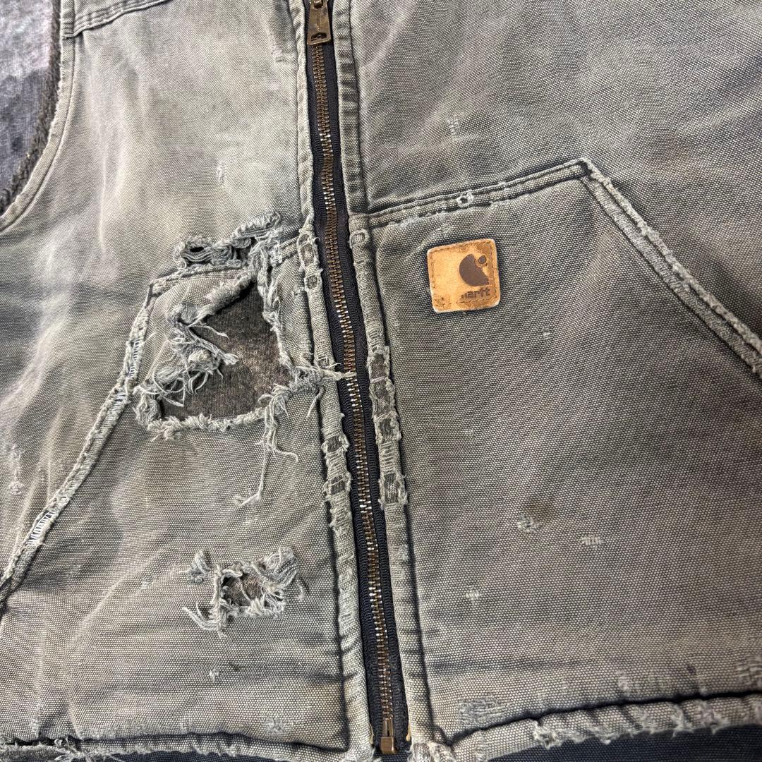 Carhartt ダックベスト V26 ボロ レザータグ 雰囲気抜群 一点物