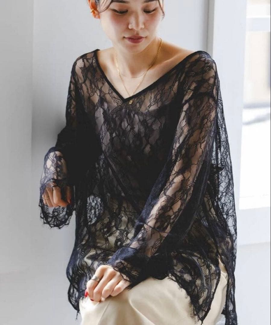 NOBLE サラサシアーレースブラウス　黒　ブラック　25AW 今季