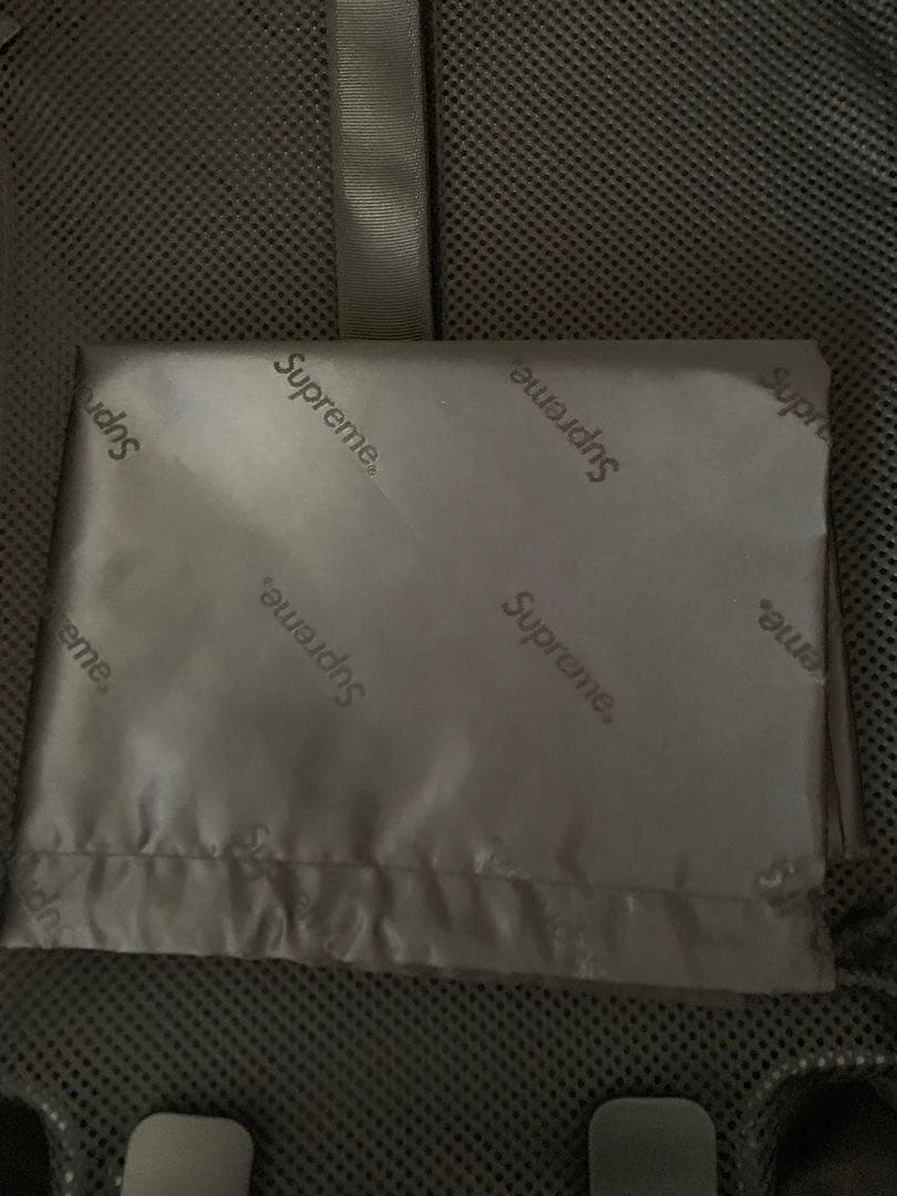 supreme rimowa キャリーケース　 Cabin Plus 49L