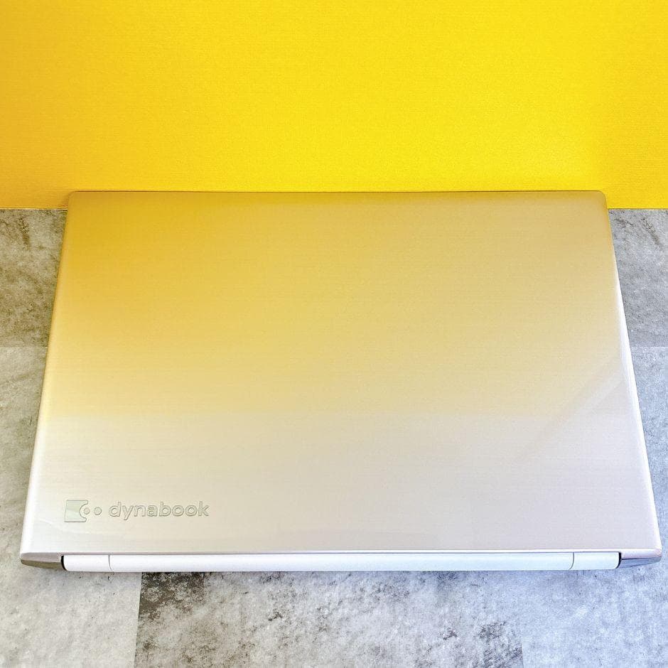 美品✨ⅰ7✨SSD512搭載で快適✨おしゃれゴールド❣フルHD 薄型 カメラ付き