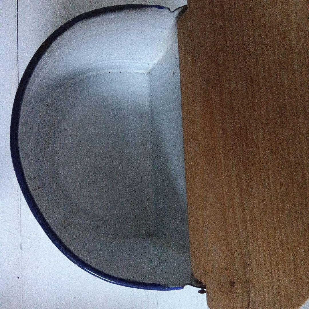 セル缶　イギリスアンティーク琺瑯
