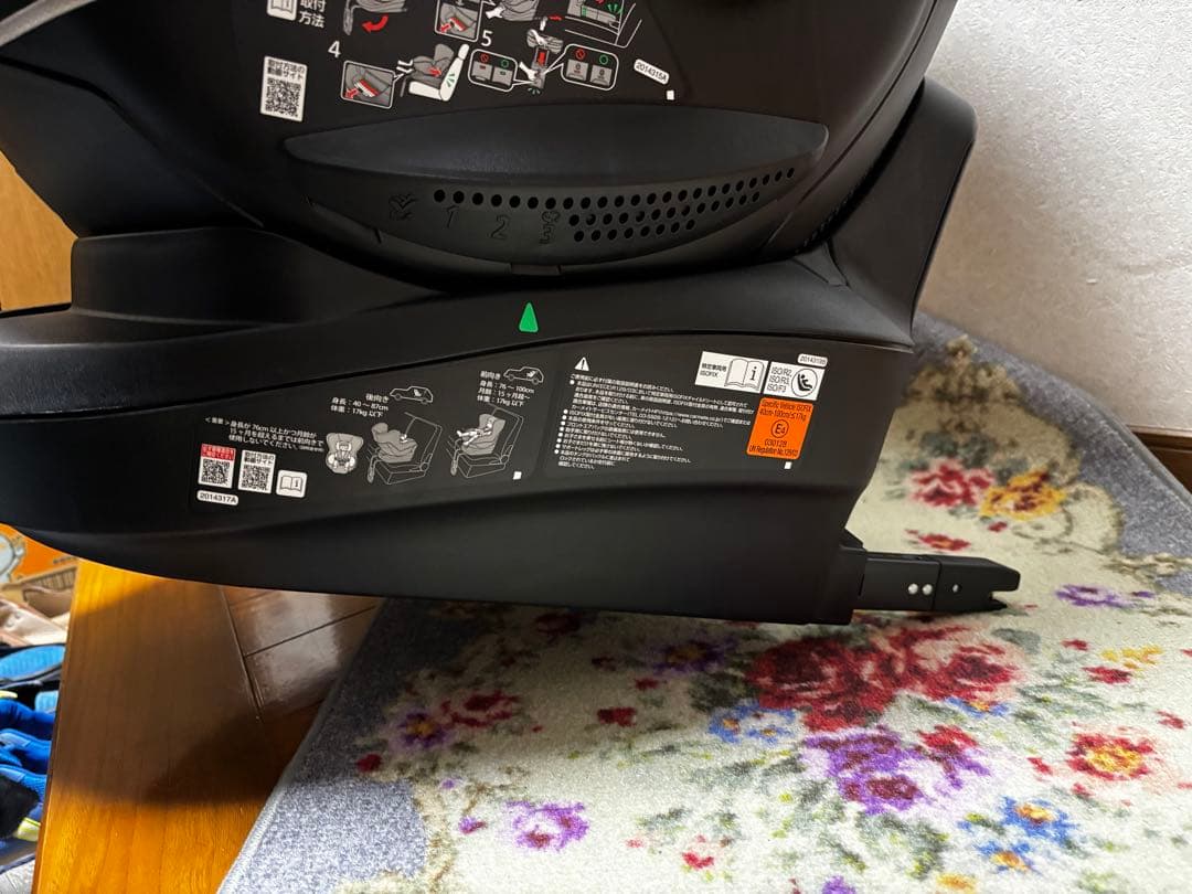 きんちゅー様専　エールべべ　クルットR ザ・ファースト　チャイルドシート