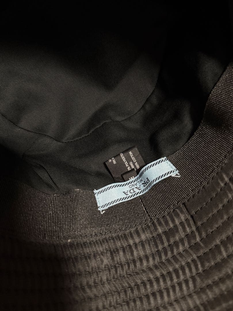 【並行輸入品】PRADA ブラック バケットハット