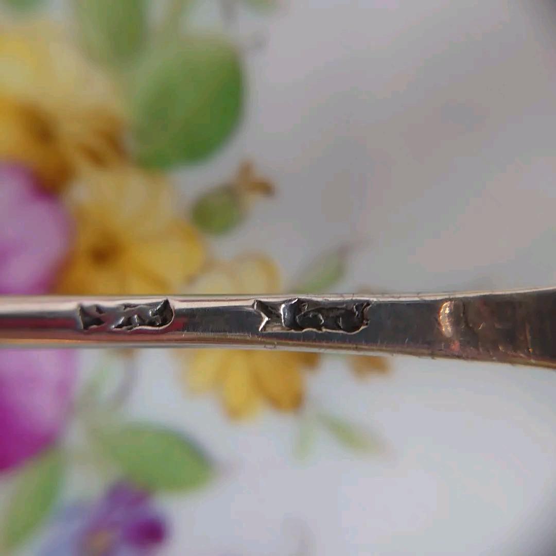 モートスプーン　イギリス　アンティーク　紅茶　ティーマナー