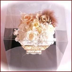 プリザーブドフラワーホワイトブラウン☆ アレンジメント ギフトケース入り