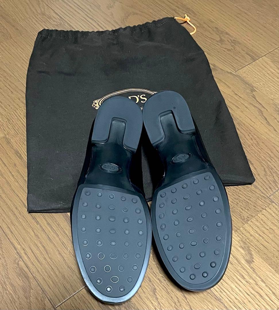 TOD'S ブラックレザー ローファー 保存袋付き