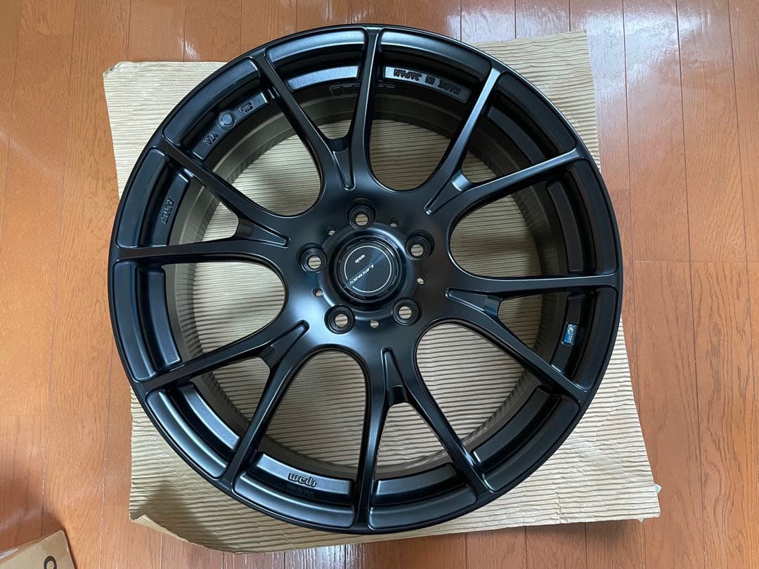 美品 Weds LEONIS NAVIA 02 18インチ 7J 114.3 黒