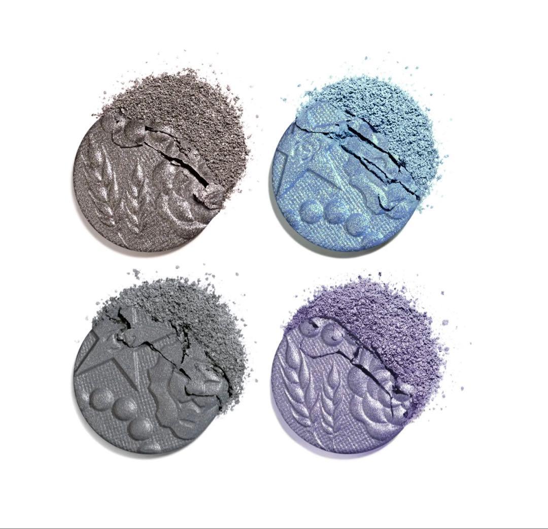 CHANEL クリスマスコフレ2025 アイシャドウパレット