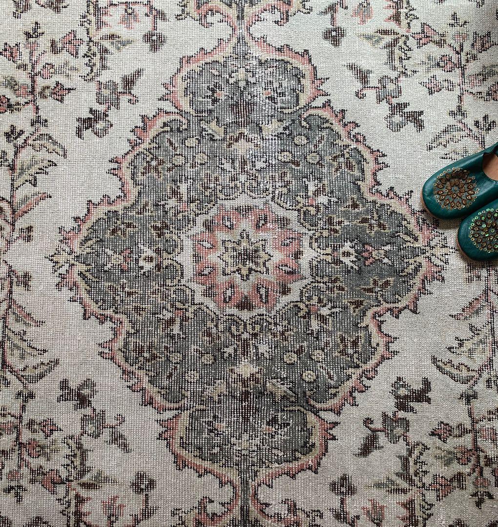 トルコヴィンテージラグ　超大判　272×158 ペールピンク　モスグレーグリーン