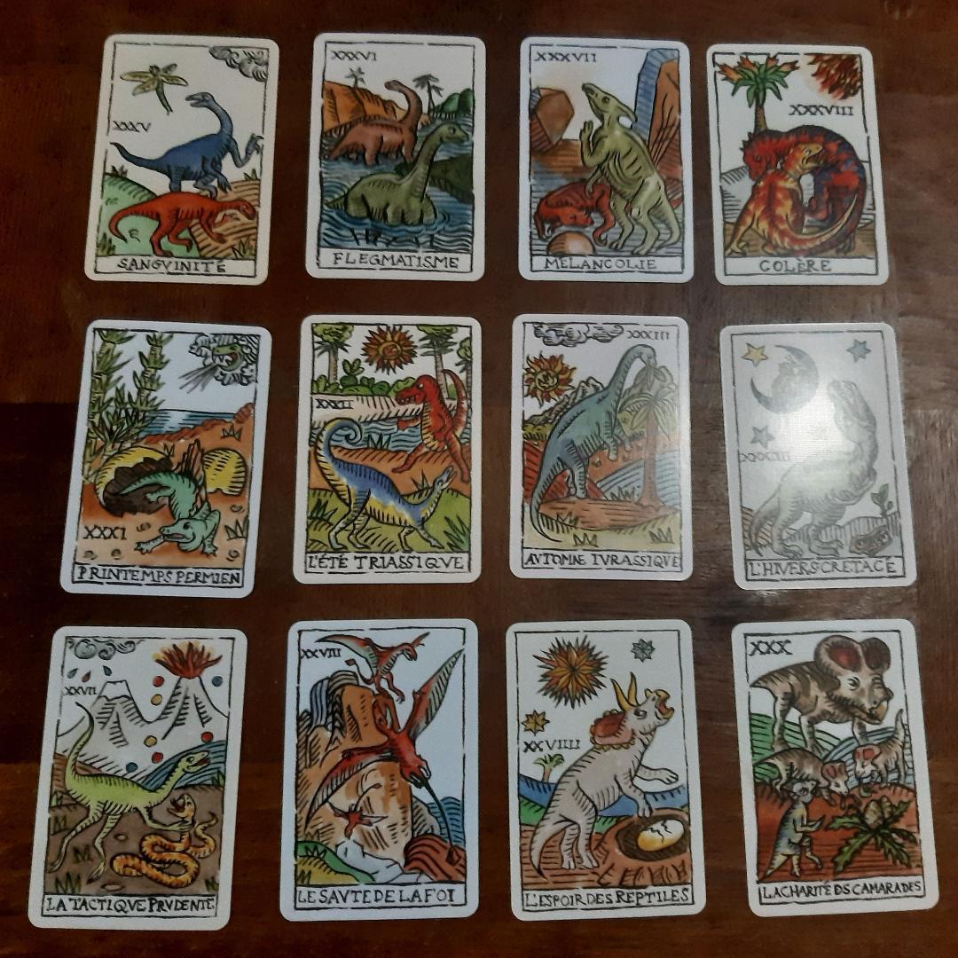 【正規品タロットカード】超貴重デッキ✨入手困難品✨マルセイユ版初の恐竜タロット