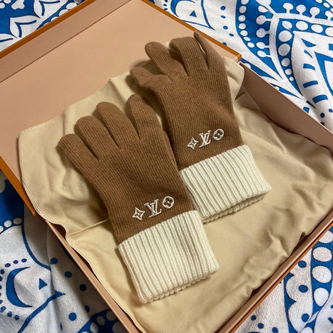 LOUIS VUITTONルイヴィトン　LV ヘッドライン グローブ　手袋