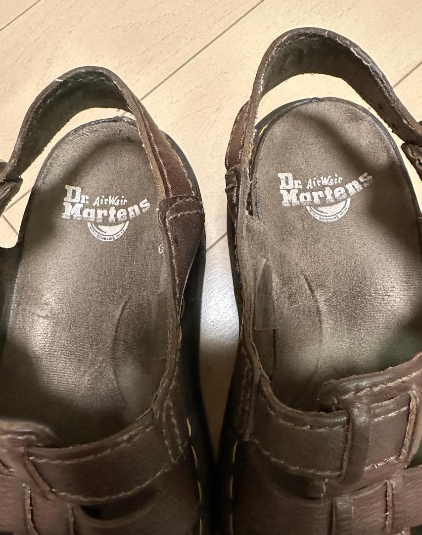 Dr Martens Wrenlie サンダル　ドクターマーチン