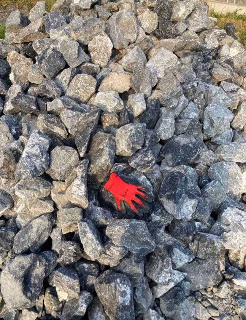 引き取り割栗石500kg◇ドライガーデン庭石スコリア南国リゾート岐阜石ミカモ石