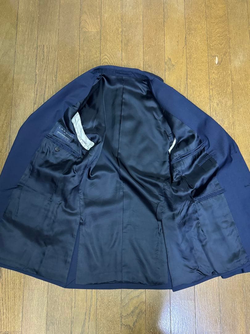LARDINI サイズ44 ネイビー スーツ