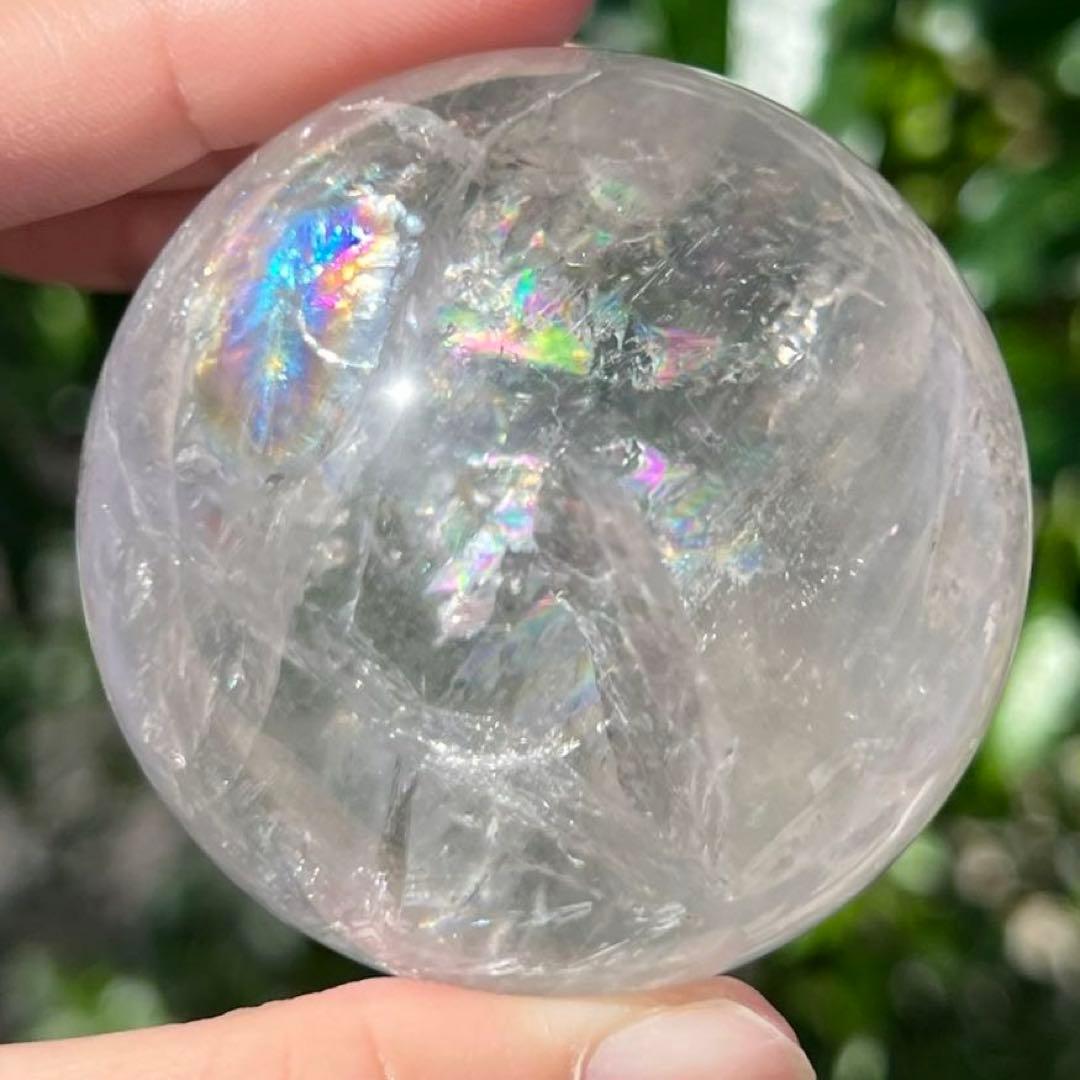 ✳️超極上キラキラ丸玉✨高透明度＆激ヤバレインボー✨虹 ヒマラヤ水晶 丸玉