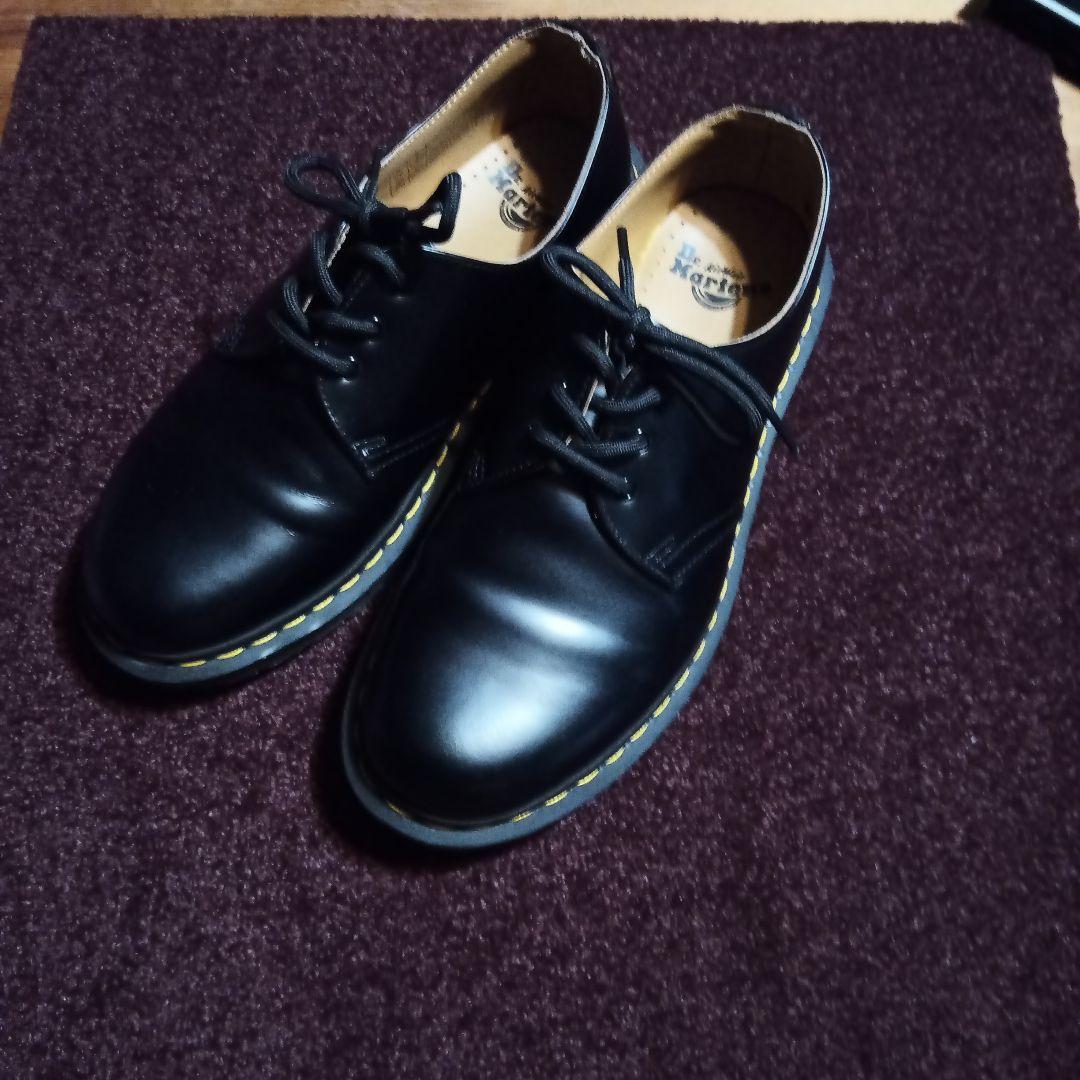 ドクターマーチン　３ホール　UK８