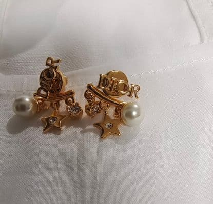 Dior 星 パール ピアス ゴールド