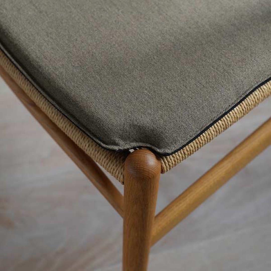 Yチェア専用シートクッション　新品未使用