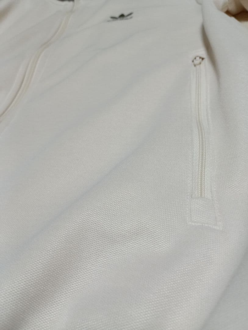 adidas ベージュ クラシック L 美品 JP2522