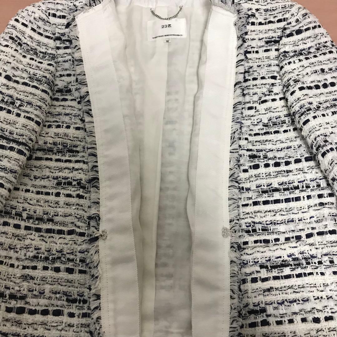 【美品】 23区 　ノーカラージャケット ツイード　白×紺 サイズ32