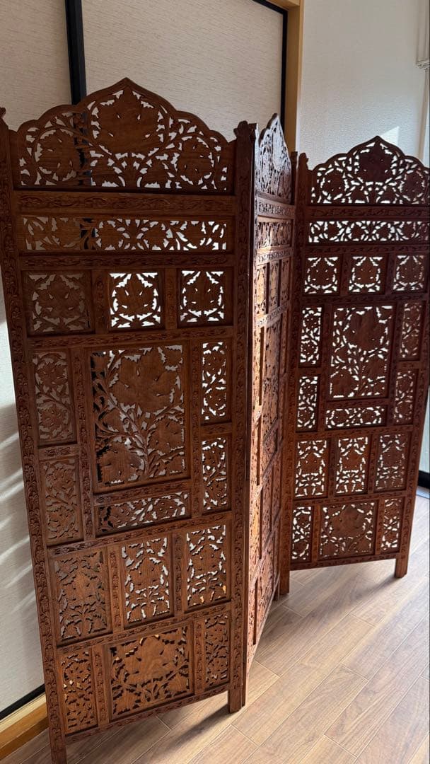 木製彫刻パーテーション 4つ折り