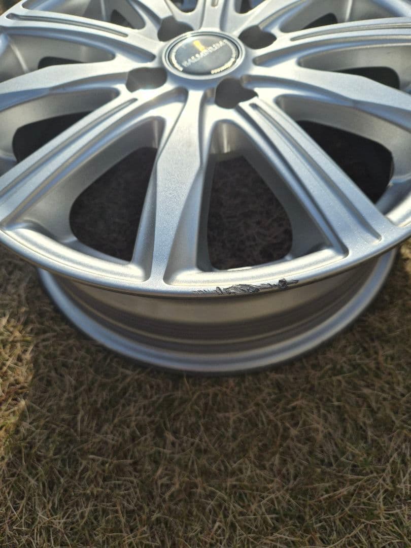 15インチホイール　 シルバー 4本セット