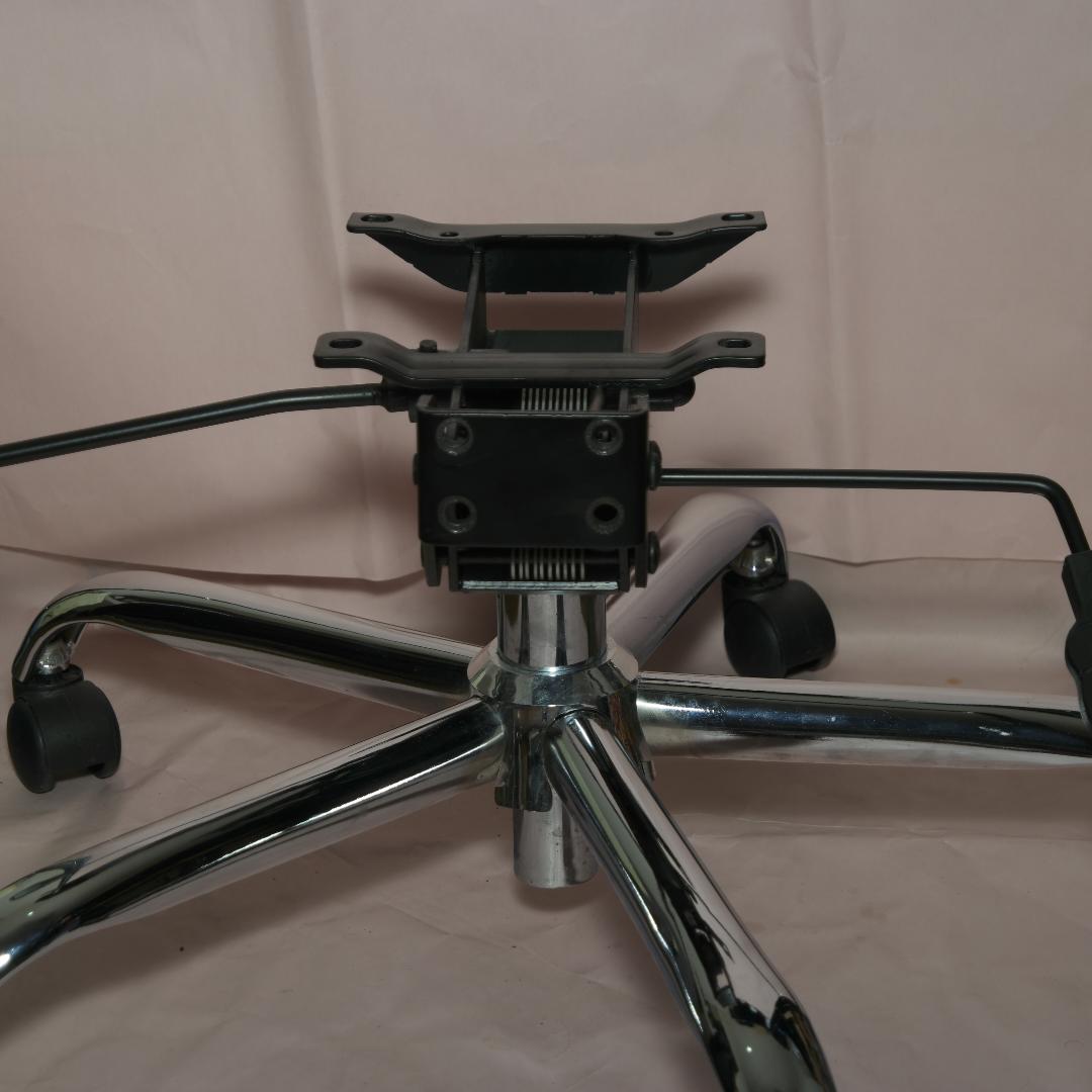 ニトリ オフィスチェア脚 背もたれの高さと角度を調整可能 | 椅子の5つの光線