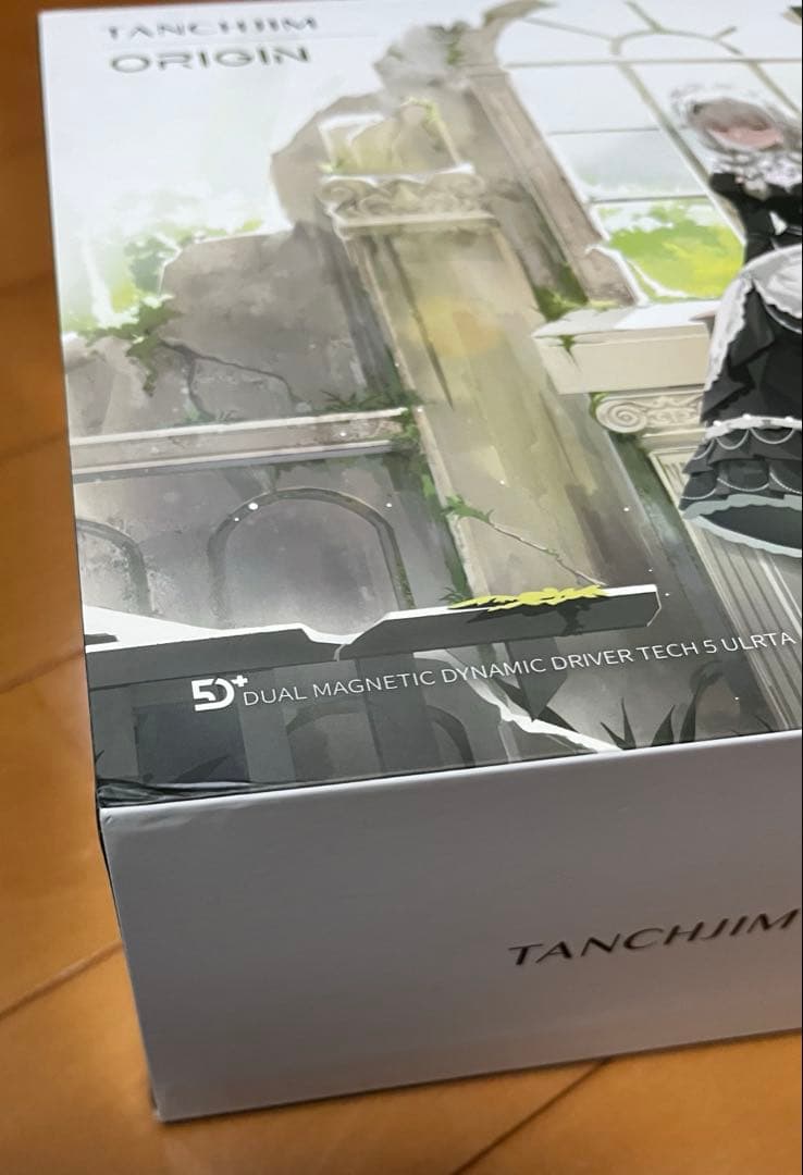 J*I様 【外箱少し凹み・イヤホン包み紙色移りあり】TANCHJIM Lost