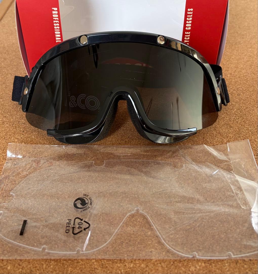 TT&CO TTゴーグルモデルA ブラック　ライトスモークレンズ付