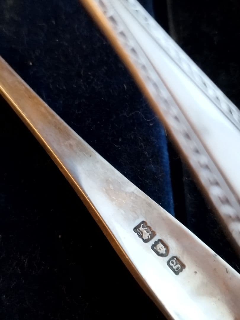 英国アンティーク　純銀製スプーンセット 6本+トング