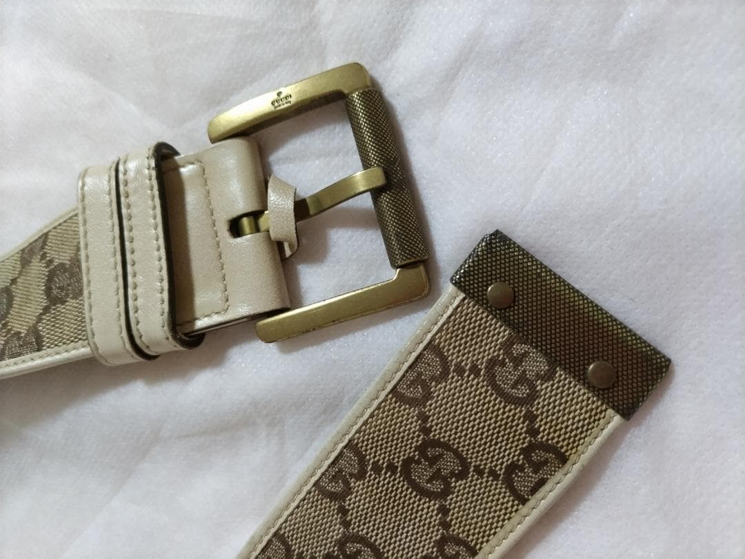 GUCCI ベージュ GGパターン ベルト レディース