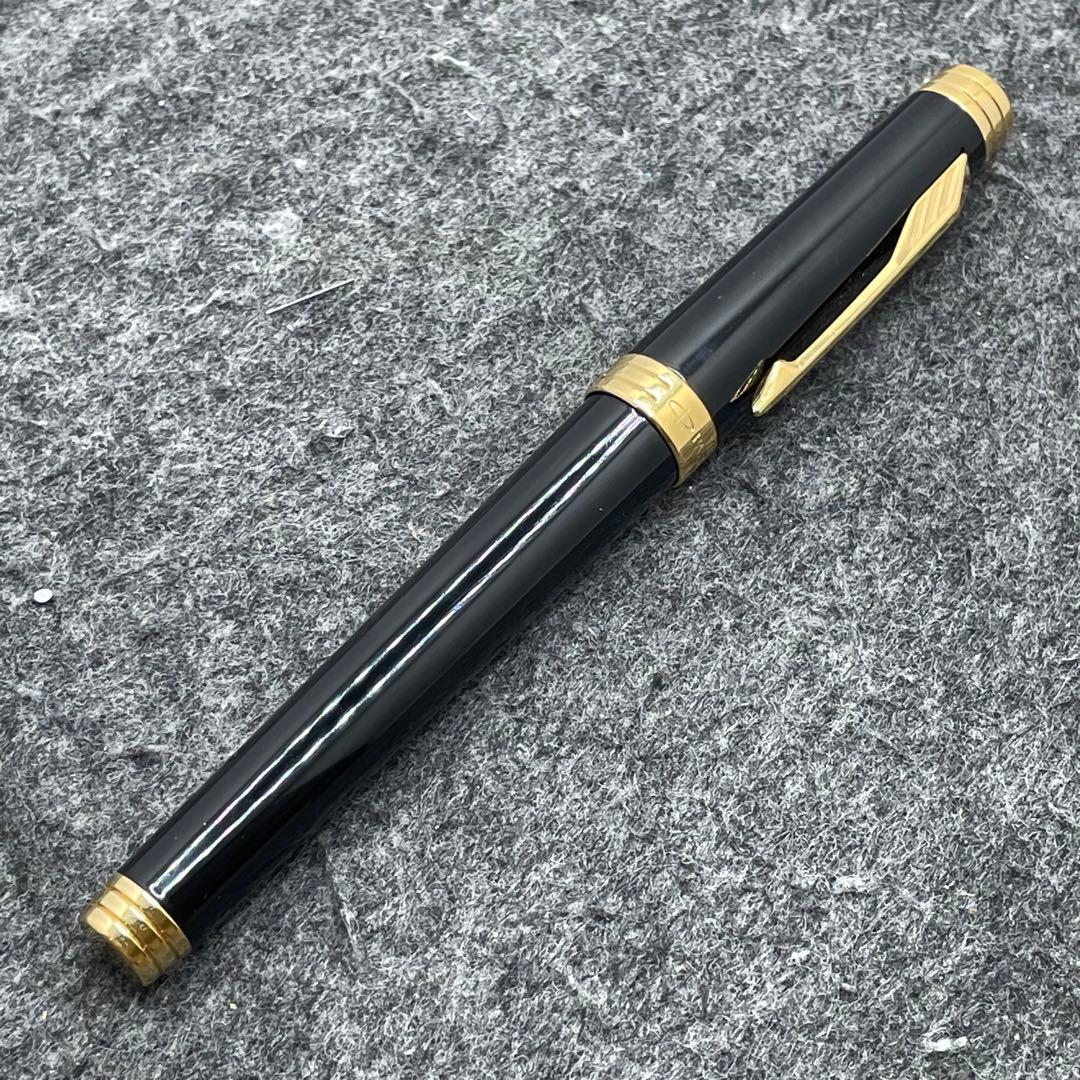 PE1167□パーカー プリミエ 万年筆 ブラックラッカー 箱付き 18K