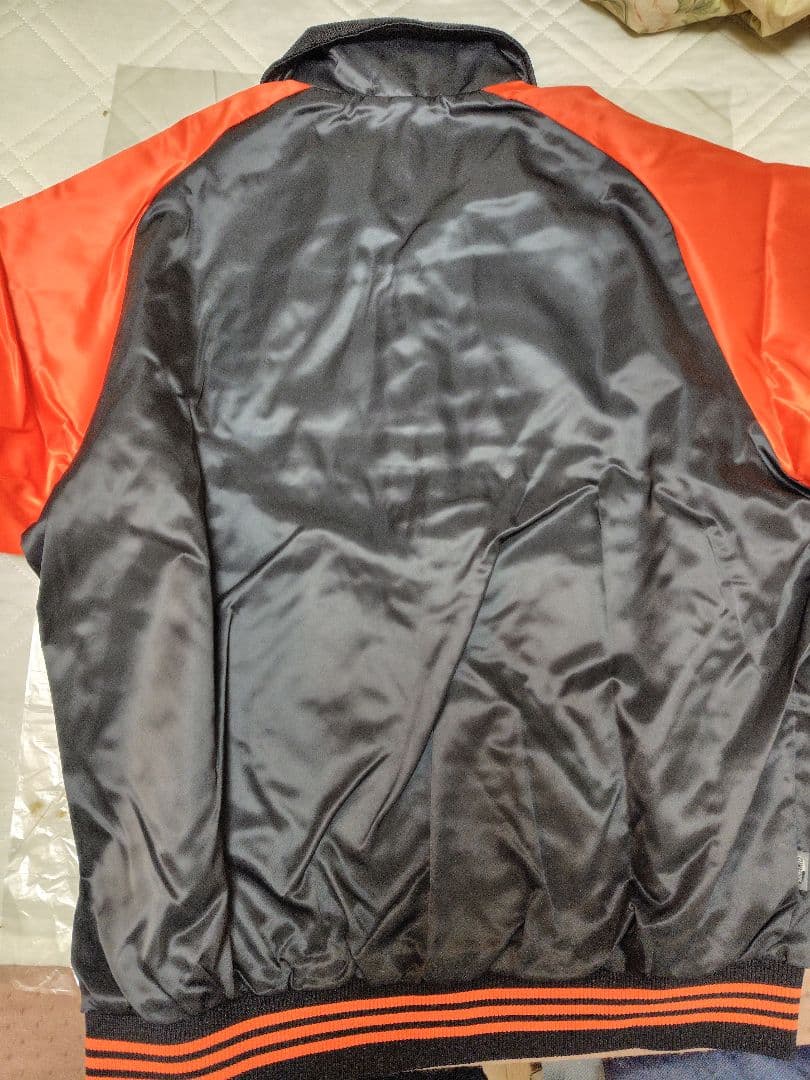 巨人　読売ジャイアンツ スタジャン adidas製